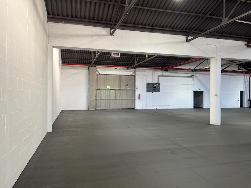 To Let Commercial Property for Rent in Paarden Eiland Western Cape